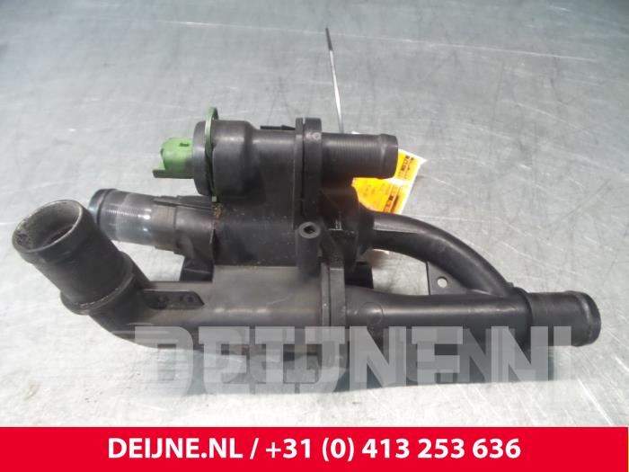 Peugeot Partner Thermostatgehäuse O64726