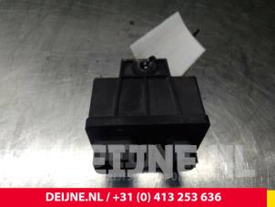 Fiat Doblo Vorglührelais O64769 foto 2