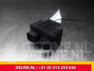 Fiat Ducato Glow plug relay O64776 photo 2