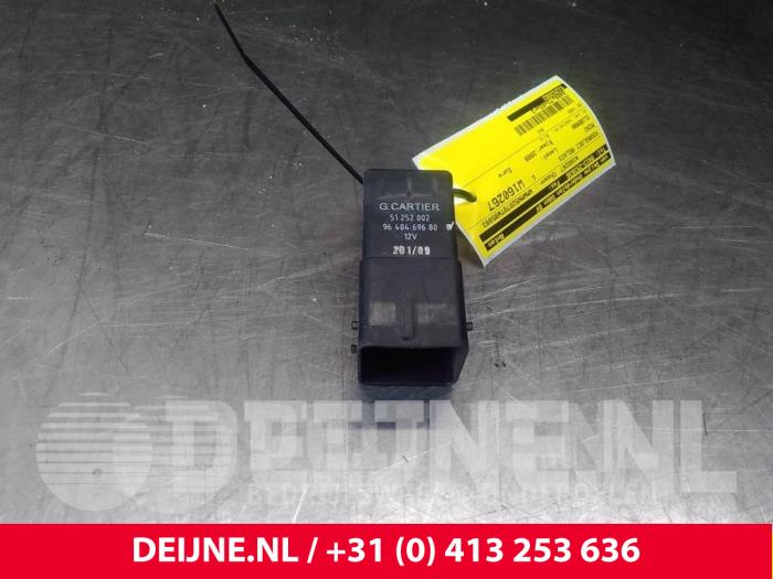 Mini Clubman Voorgloei Relais O64783