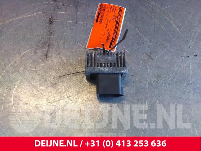 Renault Modus Glow plug relay O64808