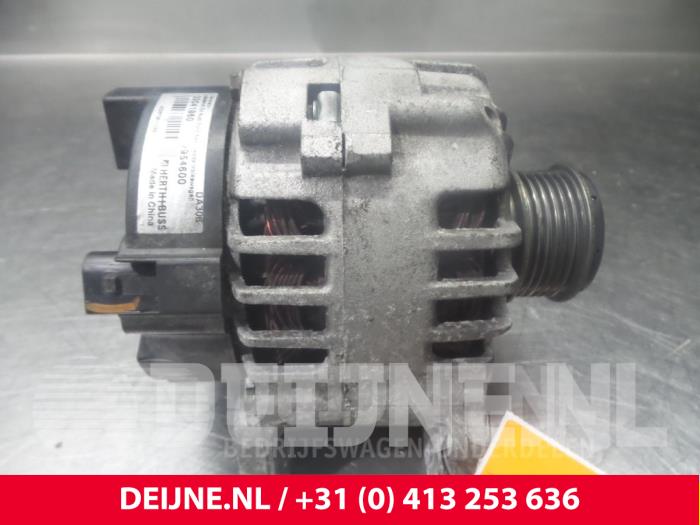 Volkswagen Transporter Dynamo O65044