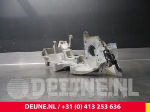 Volkswagen Transporter Dynamostütze oben O65430 foto 2