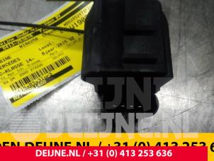 Mercedes C-Klasse Ignition coil O65481 photo 2
