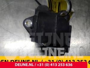 Mercedes C-Klasse Ignition coil O65481 photo 3
