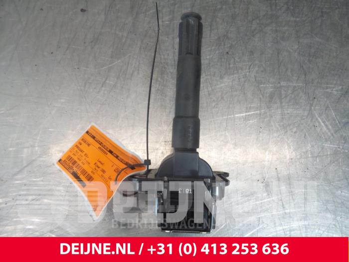 Volkswagen Passat Ignition coil O65500