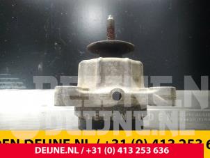 Gebruikte Motorsteun Ford Transit Prijs € 30,25 Inclusief btw aangeboden door van Deijne Onderdelen Uden B.V.