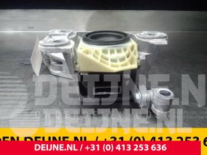 Mercedes Vito Motorsteun O66331 foto 4