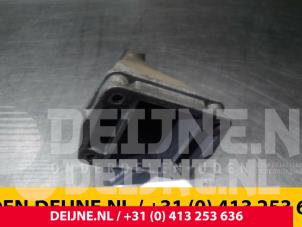 Mercedes Sprinter Motorsteun O66347 foto 3