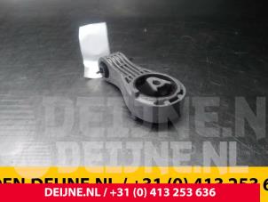 Peugeot Expert Engine mount O66384 photo 2