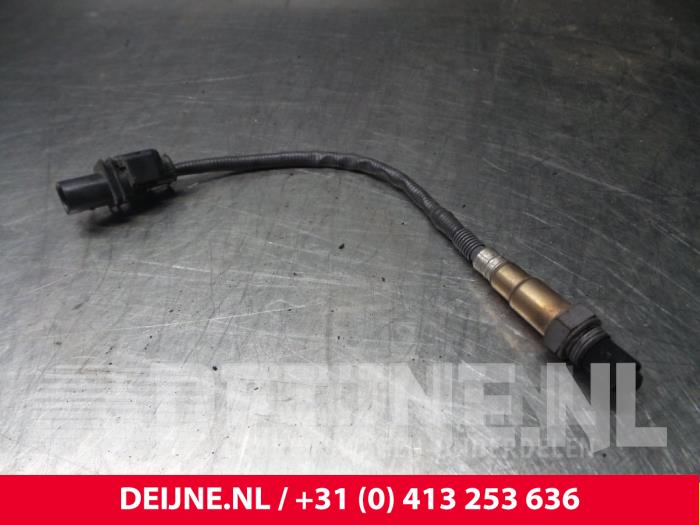 Lambda Sonde van een Mercedes Vito 2008