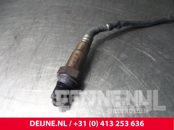 Lambda Sonde van een Opel Combo 2013