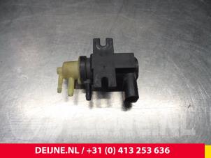 Volkswagen Caddy Turbodruckregler O66666 foto 2
