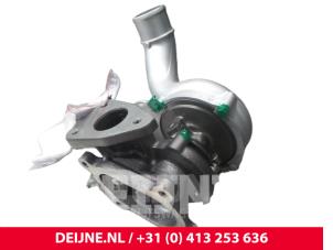 Gereviseerde G-lader Renault Master Prijs € 302,50 Inclusief btw aangeboden door van Deijne Onderdelen Uden B.V.