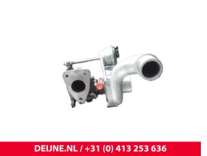 Gereviseerde G-lader Renault Master Prijs € 242,00 Inclusief btw aangeboden door van Deijne Onderdelen Uden B.V.