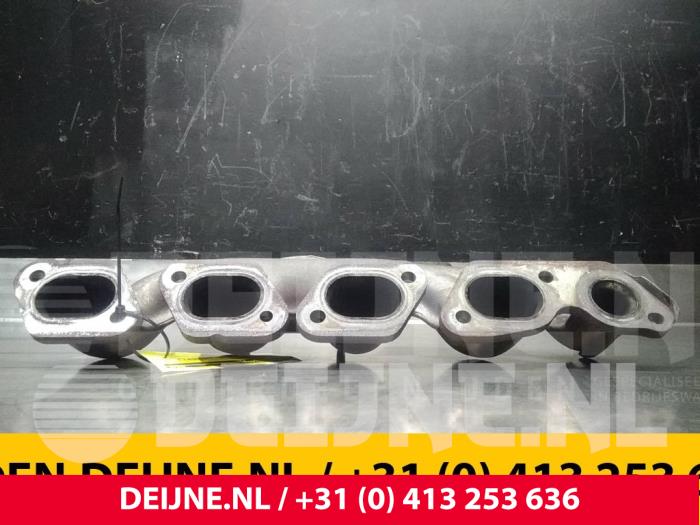 Opel Vivaro Exhaust manifold O67142
