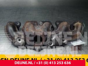 Renault Master Abgaskrümmer O67160 foto 2