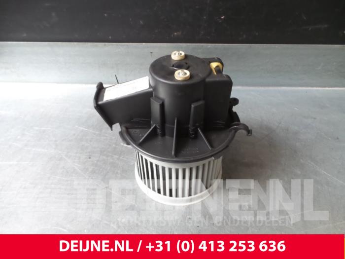 Ford KA Heizung Belüftungsmotor O67197