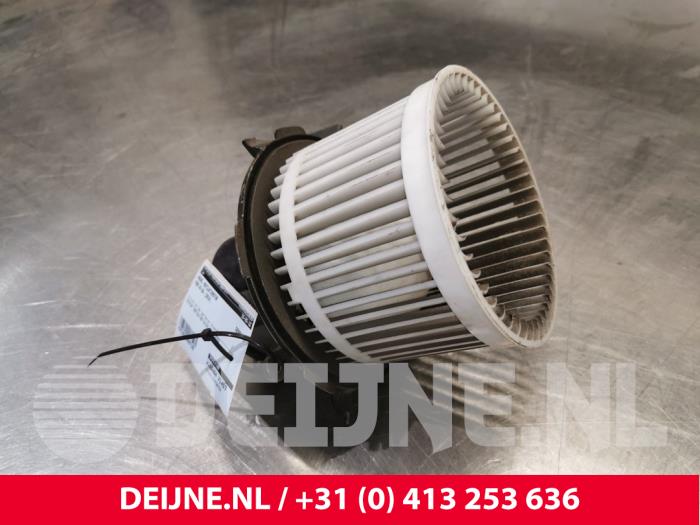 Ford KA Heizung Belüftungsmotor O67199