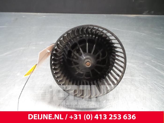 Ford Focus Heizung Belüftungsmotor O67206