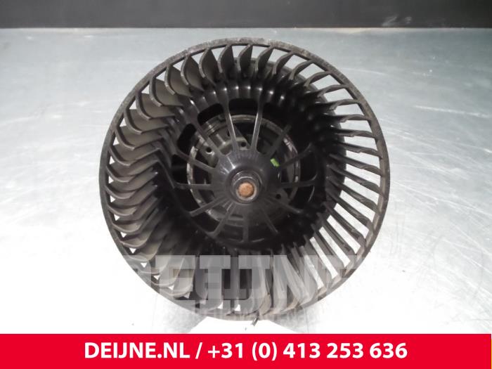 Ford Focus Heizung Belüftungsmotor O67208