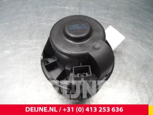 Ford Focus Kachel Ventilatiemotor O67209 foto 2