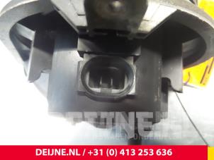 Mercedes Sprinter Kachel Ventilatiemotor O67215 foto 2