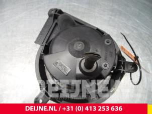 Mercedes Sprinter Kachel Ventilatiemotor O67216 foto 2
