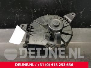 Mercedes Viano Heizung Belüftungsmotor O67219 foto 2
