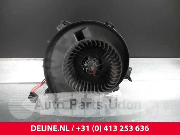 Opel Tigra Heating and ventilation fan motor O67260