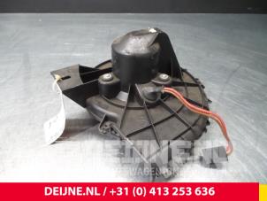 Opel Tigra Heating and ventilation fan motor O67260 photo 3
