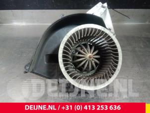 Skoda Fabia Heizung Belüftungsmotor O67368 foto 2