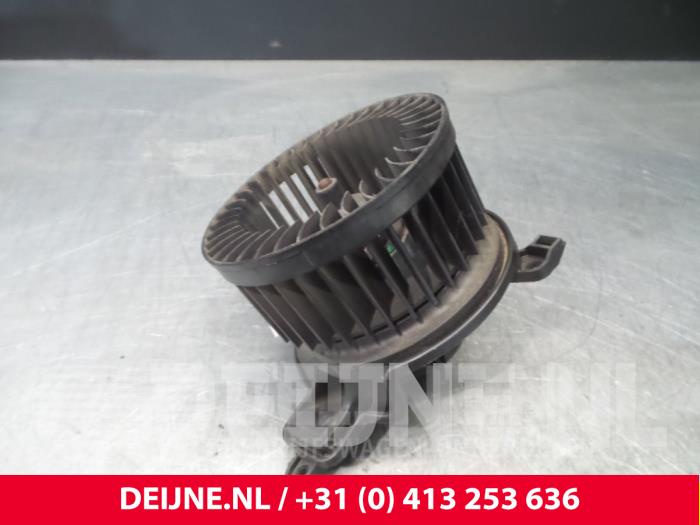 Citroen Berlingo Heizung Belüftungsmotor O67380