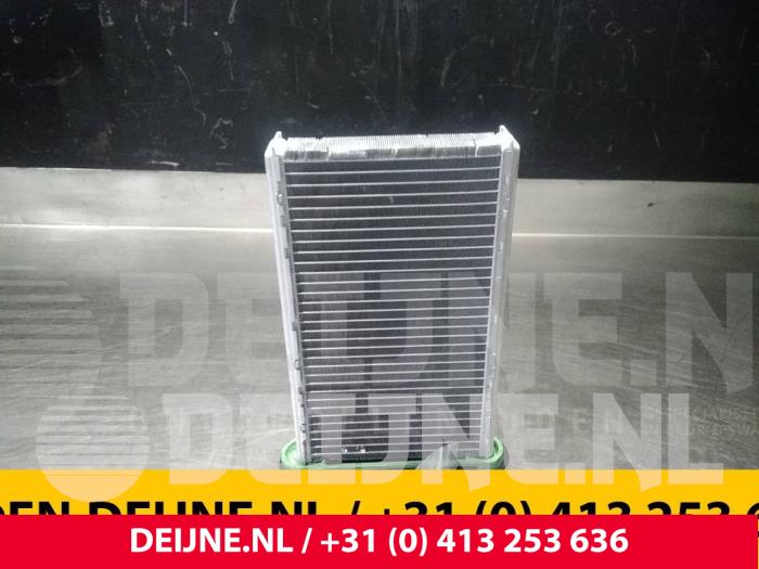 Mercedes C-Klasse Kachel Radiateur O67455