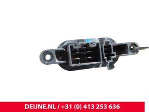 Mercedes Citan Heater resistor O67498 photo 2