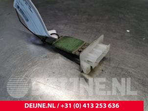 Volkswagen Caddy Heater resistor O67563 photo 2