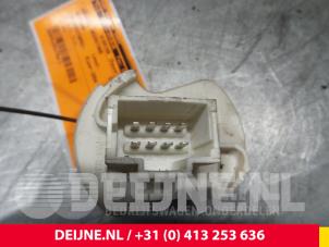 Nissan Interstar Heater resistor O67588 photo 2