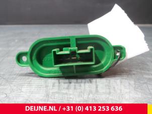 Iveco Daily Kachel Weerstand O67604 foto 2