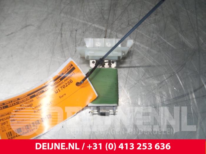 Peugeot 207 Heater resistor O67625