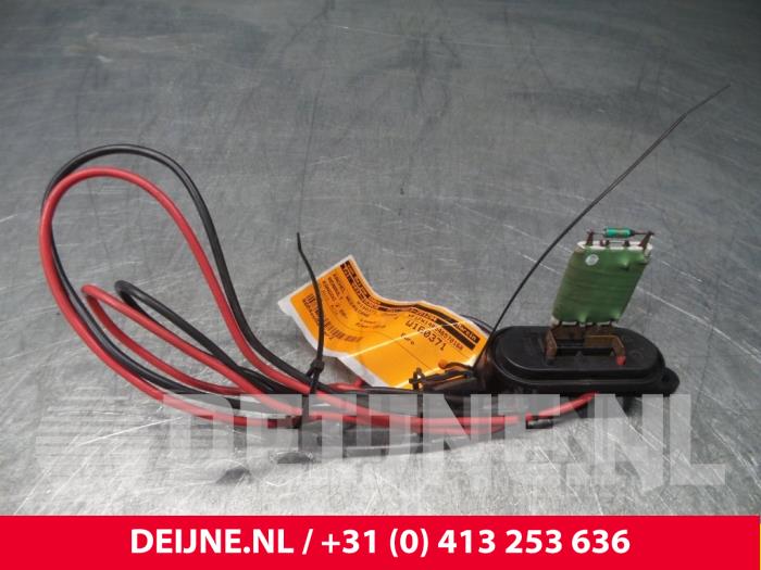 Renault Kangoo Heater resistor O67652