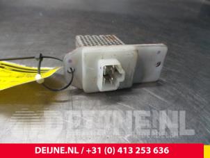 Mitsubishi Canter Heater resistor O67658 photo 2
