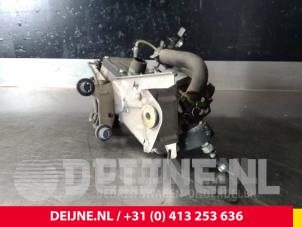Mercedes Vaneo Heizungsventil O67667 foto 2