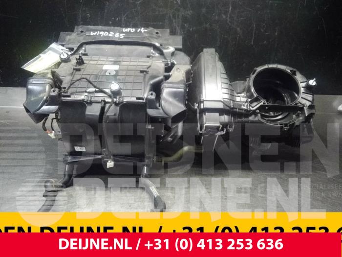Mercedes Vito Kachelhuis O67686