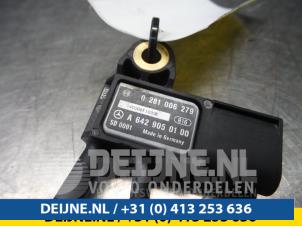Mercedes Vito Rußfilter Sensor O67926 foto 4