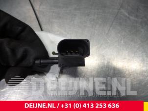Volkswagen Caddy Roetfilter sensor O67979 foto 2
