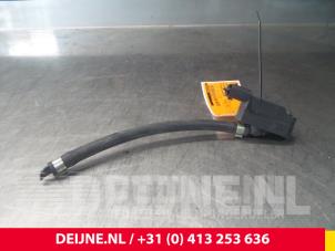 Nissan Primastar Particulate filter sensor O68006 foto 2