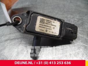Gebruikte Roetfilter sensor Renault Kangoo Express (FW) 1.5 dCi 90 FAP Prijs op aanvraag aangeboden door van Deijne Onderdelen Uden B.V.