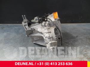 Ford Transit Gearbox O68196 photo 4