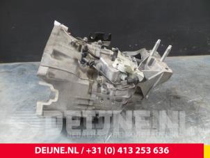 Ford Transit Gearbox O68196 photo 2