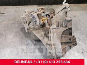 Ford Transit Versnellingsbak O68263 foto 2